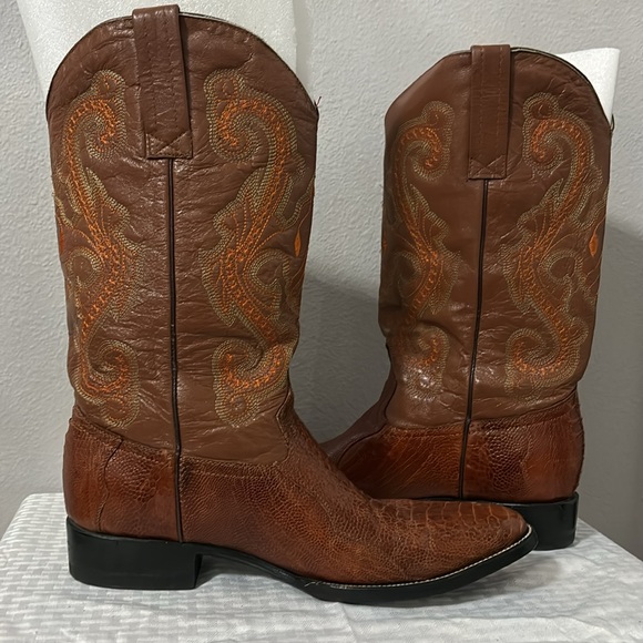 Men’s cowboy boots gently used - Picture 4 of 4